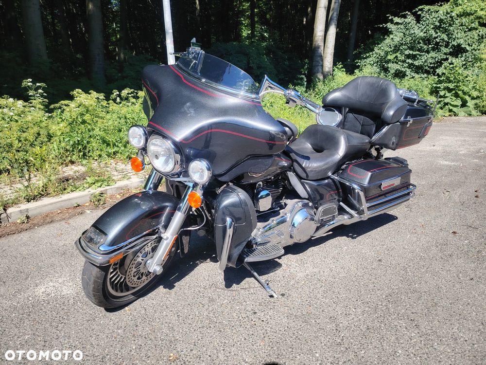 Harley-Davidson FLHTCU Ultra - 23