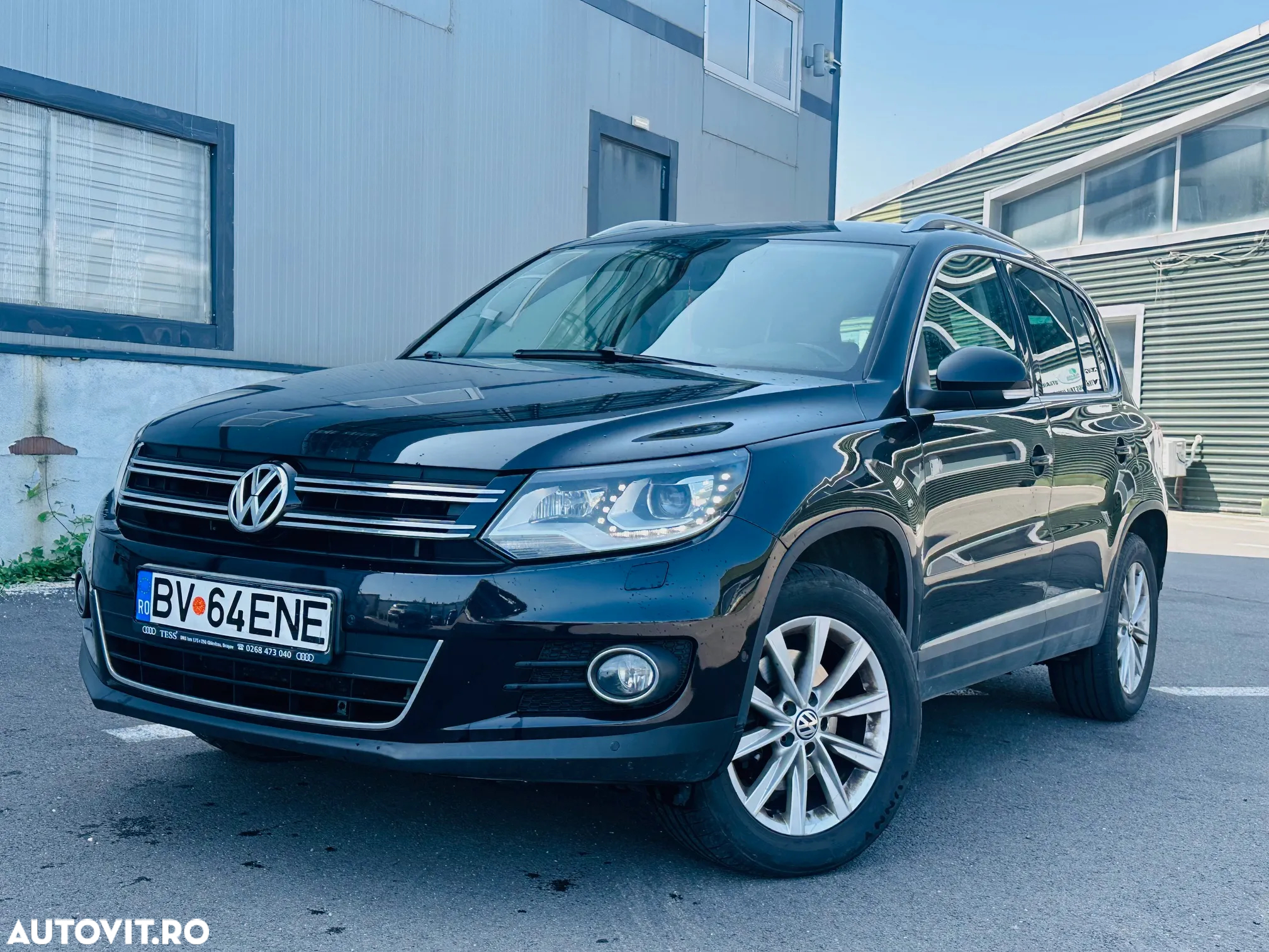 Volkswagen Tiguan - 28