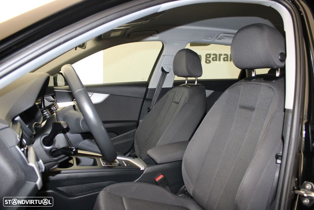 Audi A4 Avant 35 TDI Advanced S tronic - 27