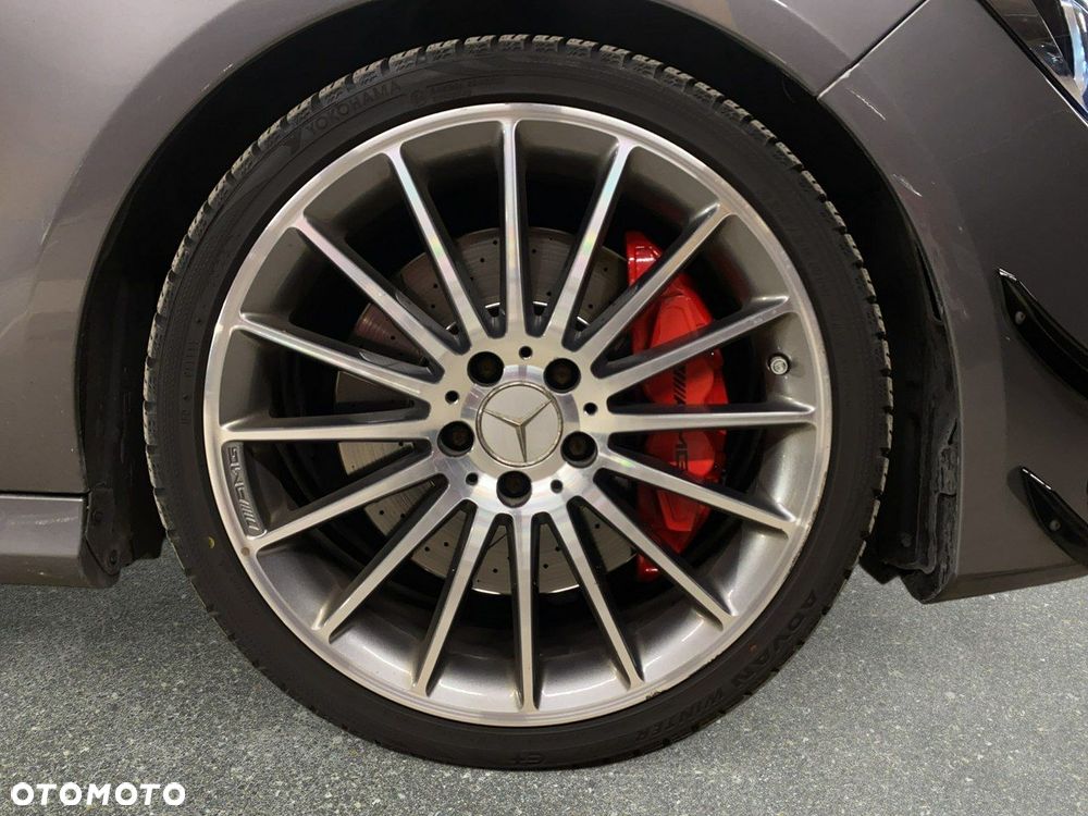 Mercedes-Benz CLA - 11