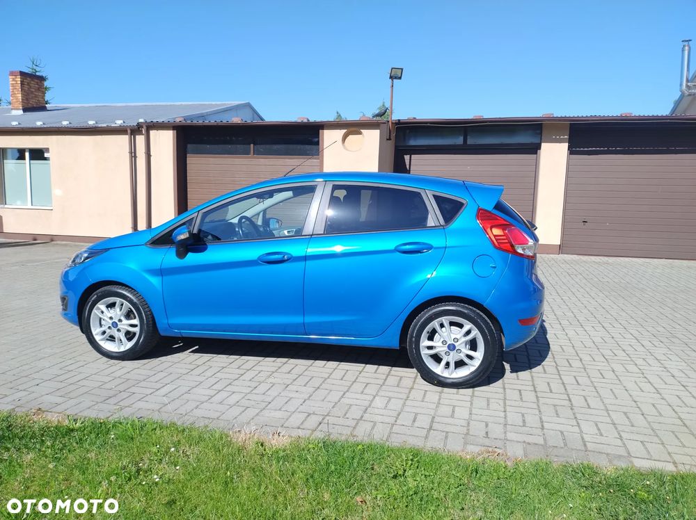 Ford Fiesta 1.25 Celebration - 6