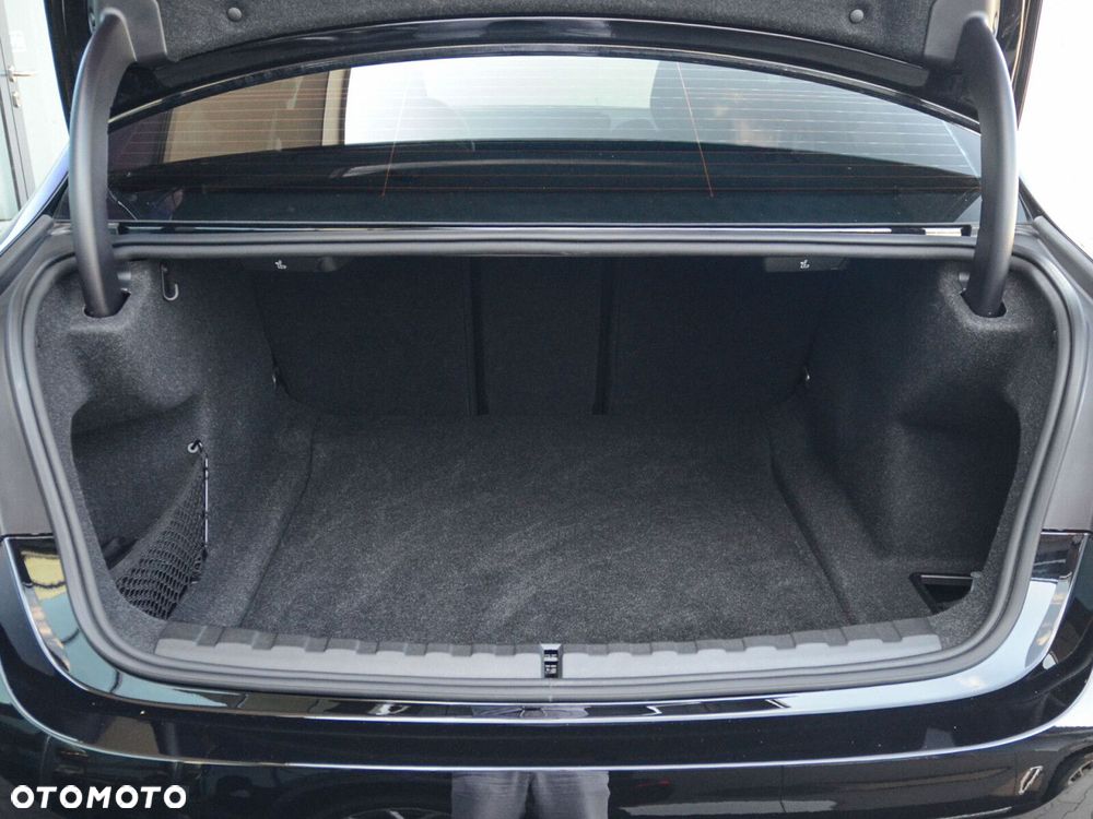 BMW Seria 3 318i - 19