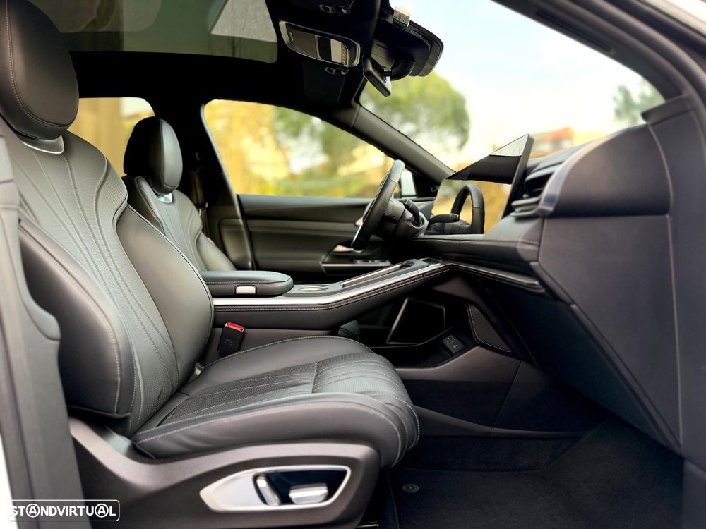 Xpeng G9 98 kWh Long Range - 13