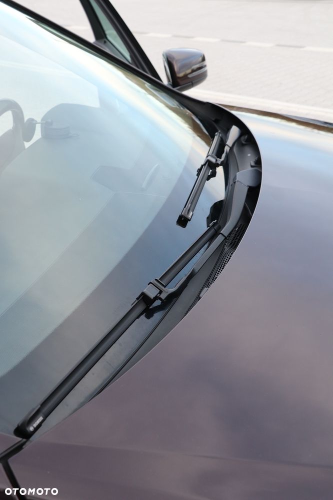 Mercedes-Benz Klasa E - 28