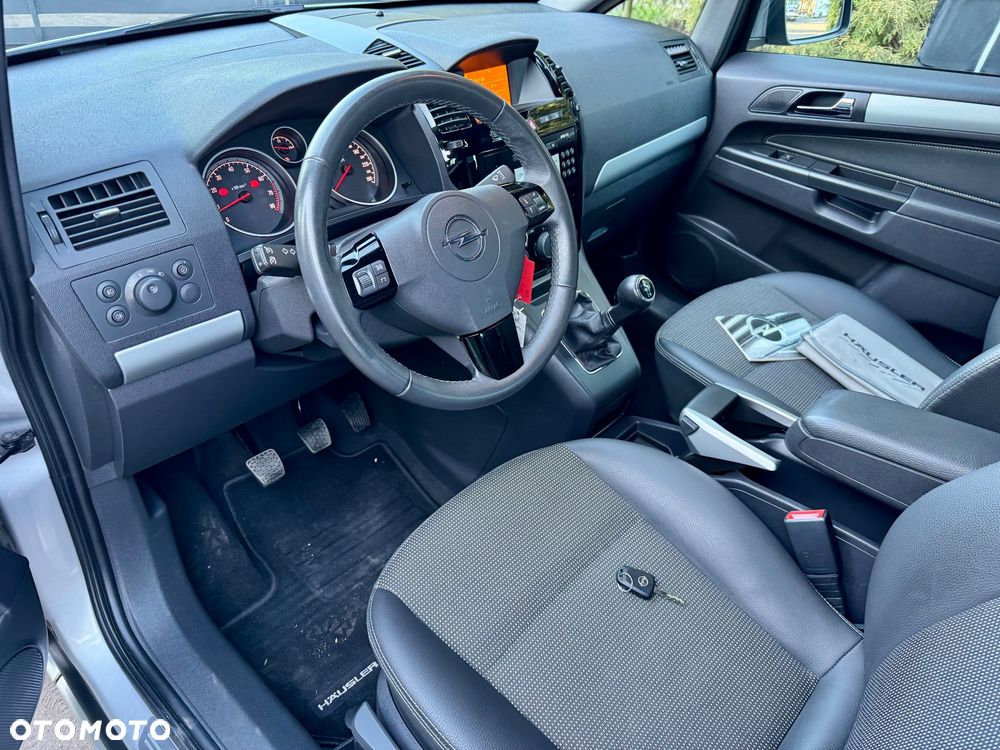 Opel Zafira 1.8 Family Plus - 8