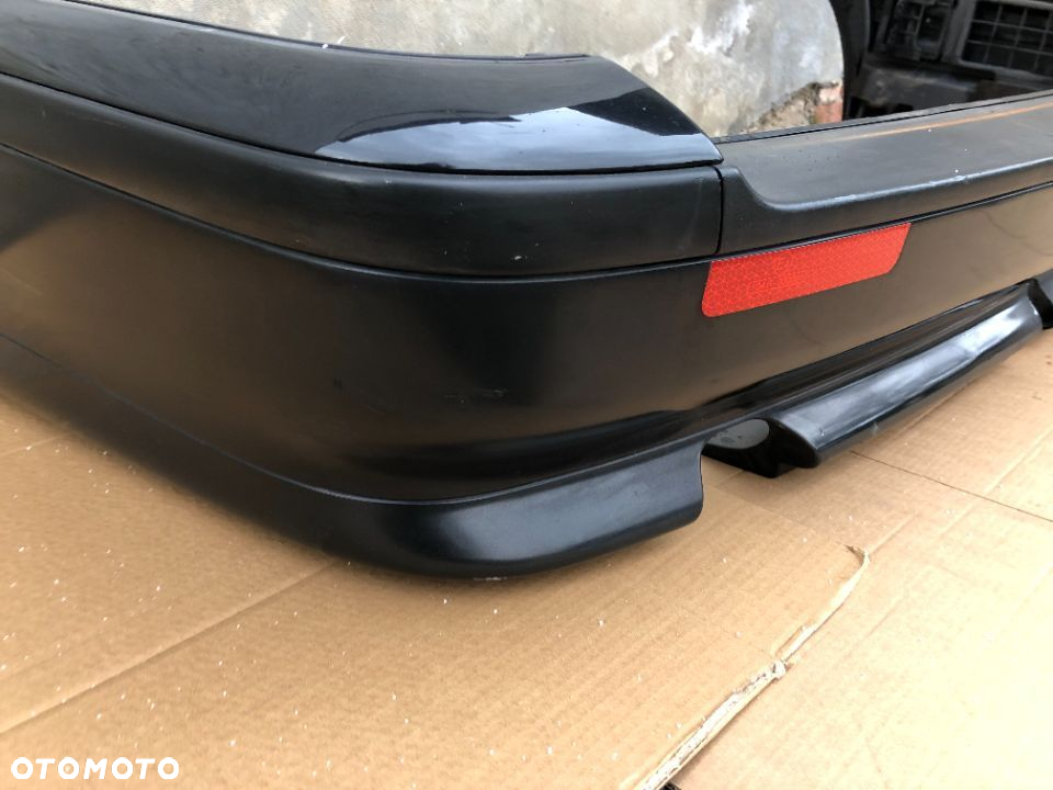 BMW E39 ZDERZAK tył touring hak COSMOSSCHWARZ 303 - 10