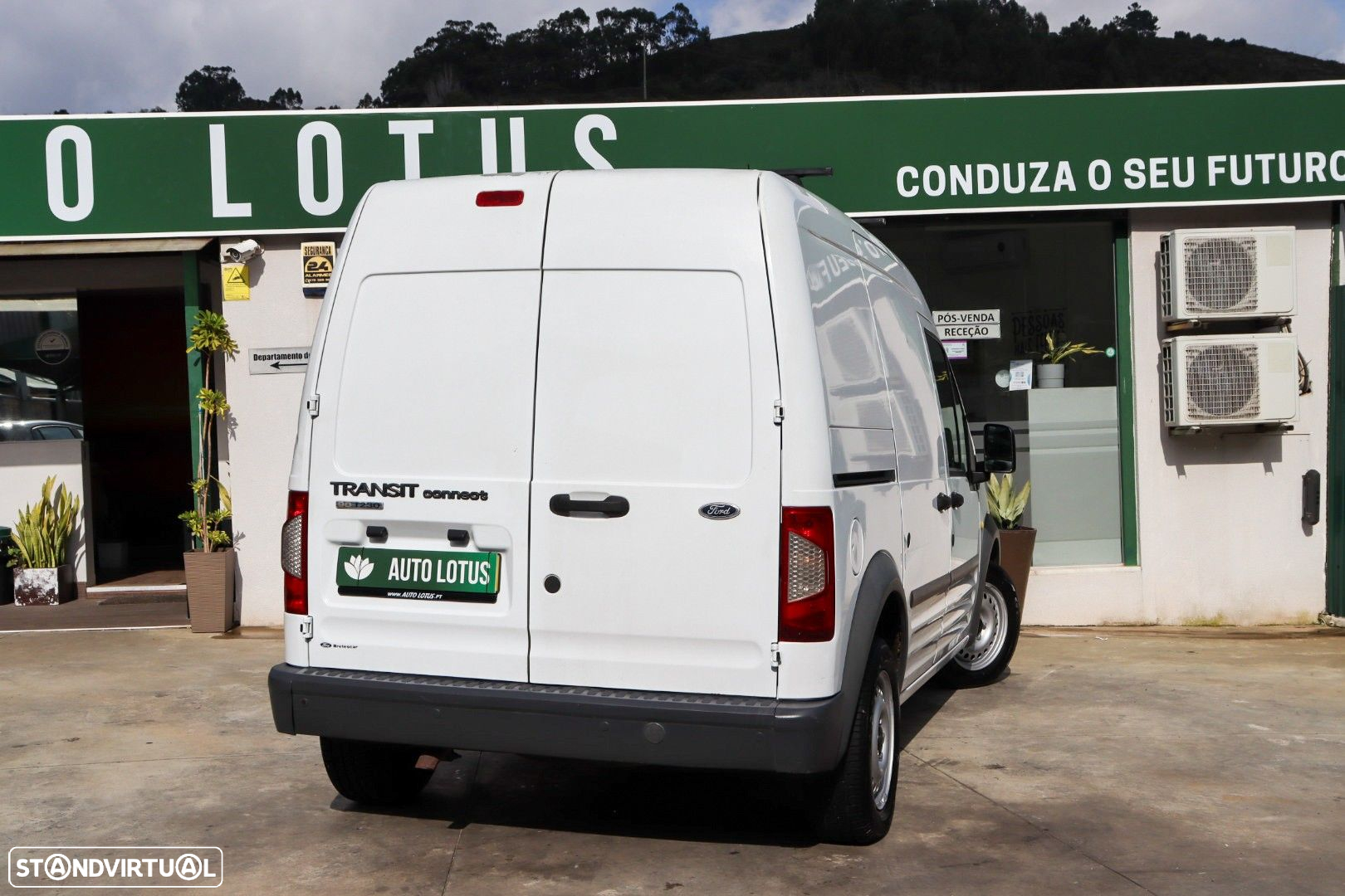 Ford Transit Connect 1.8 TDCi Curta Trend - 4
