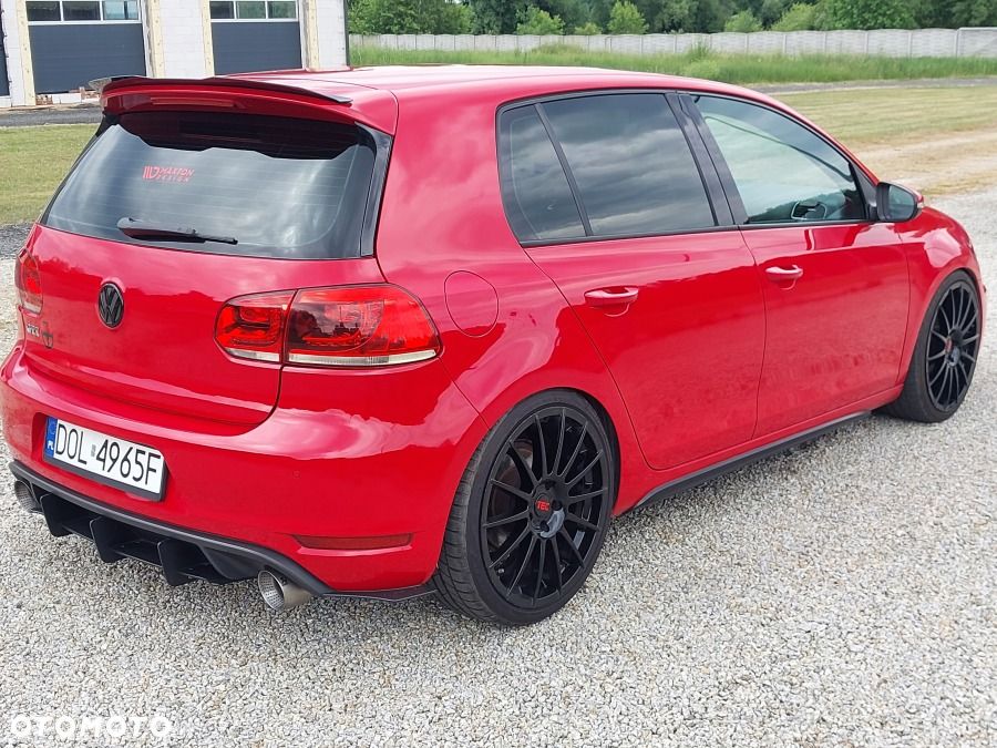 Volkswagen Golf 2.0 GTI - 11