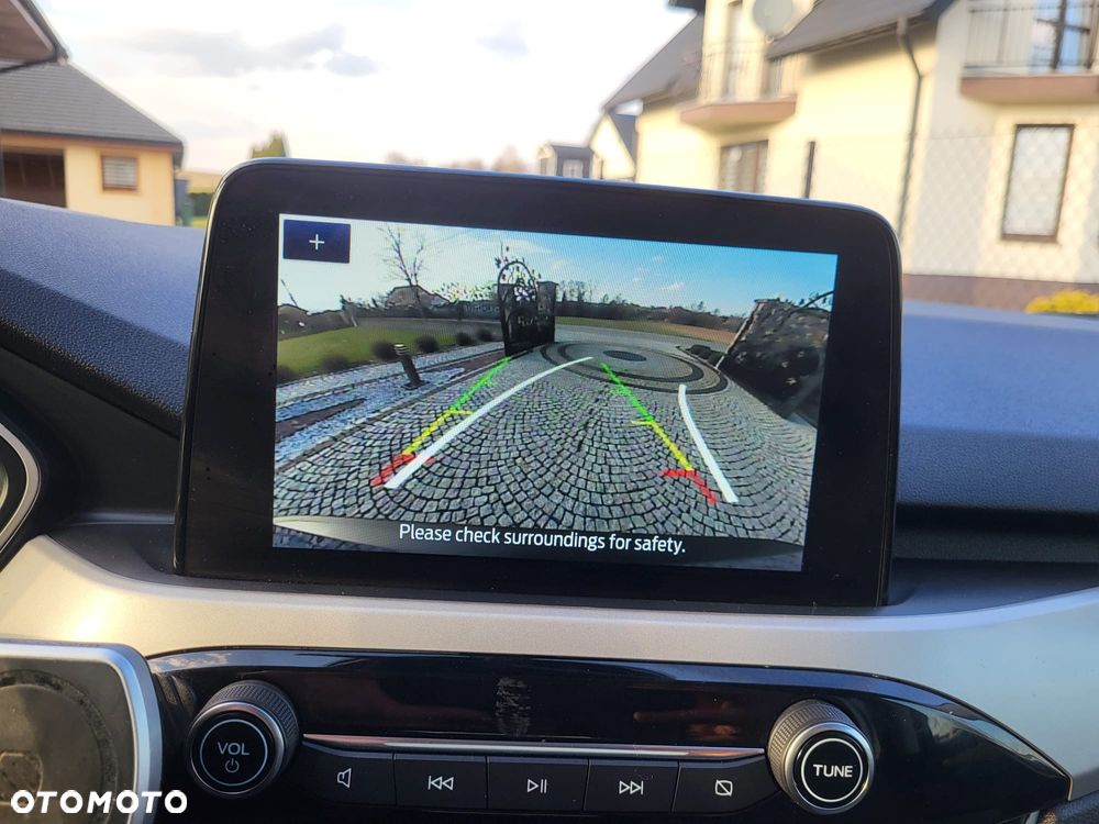 Ford Kuga 1.5 EcoBoost ST-LINE - 17