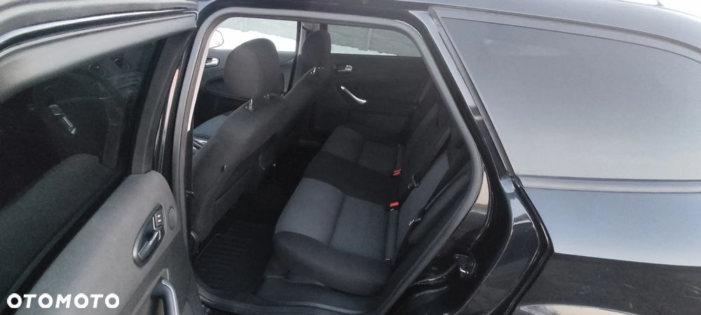 Ford Mondeo 2.0 TDCi Viva Trend - 28