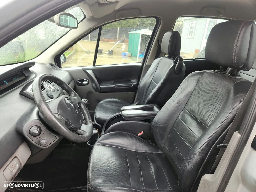 Renault Scénic 1.5 dCi Luxe Privilége - 12