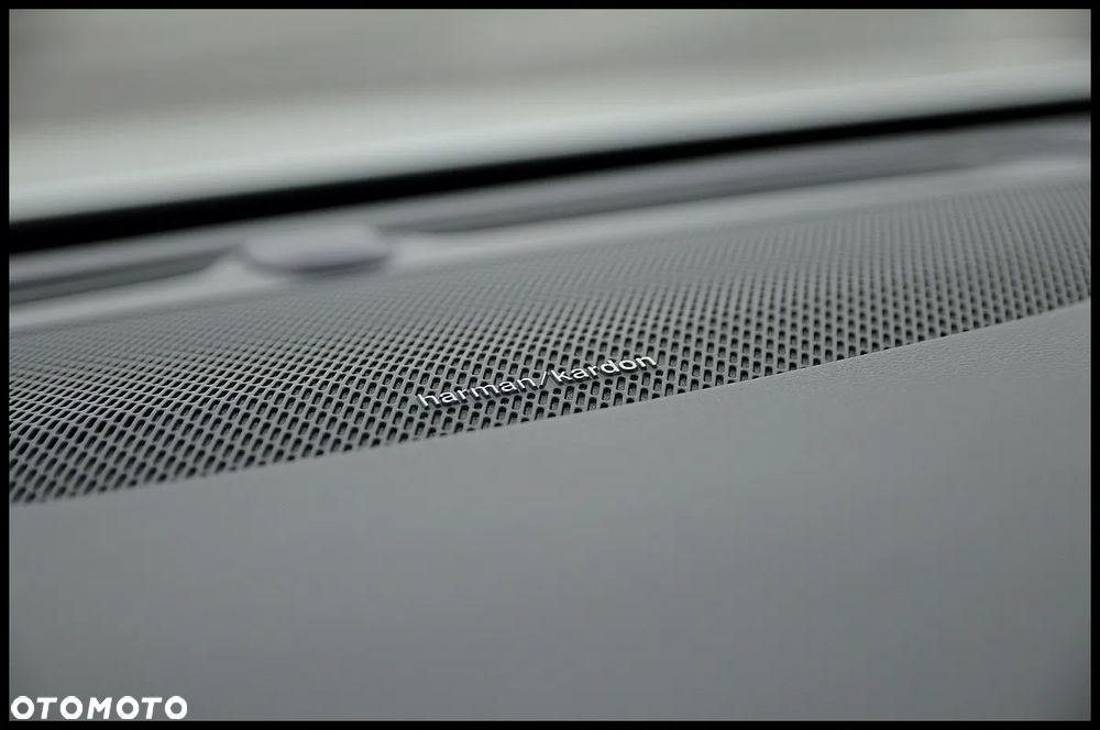 Volvo V90 Cross Country D5 AWD Ocean Race - 37