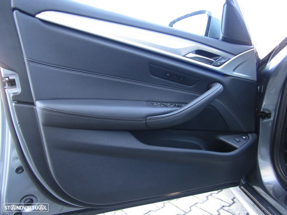 BMW 530 e Pack M - 10