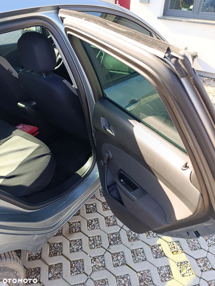 Opel Astra - 17