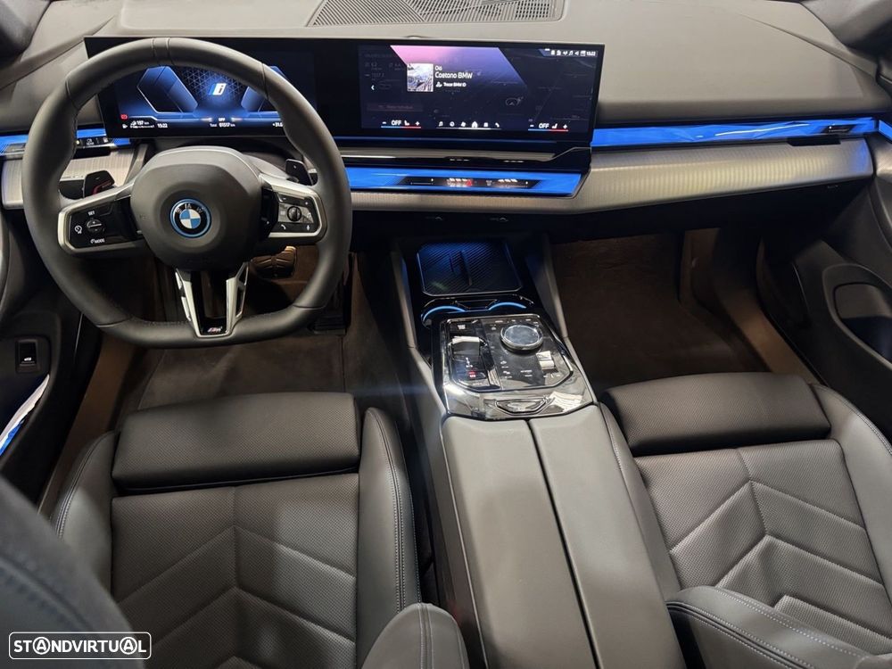 BMW 530 e Pack Desportivo M - 10