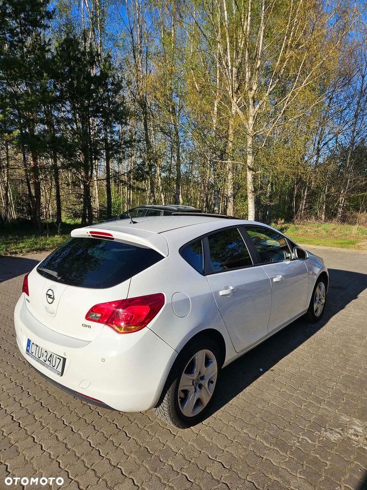 Opel Astra 1.7 CDTI - 4