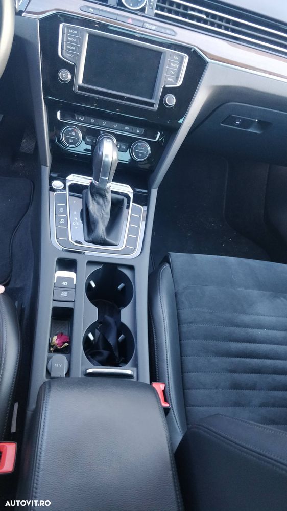 Volkswagen Passat 2.0 TDI SCR 4Mot DSG Highline - 5