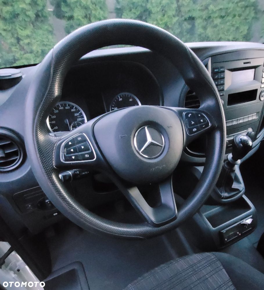 Mercedes-Benz Vito - 5