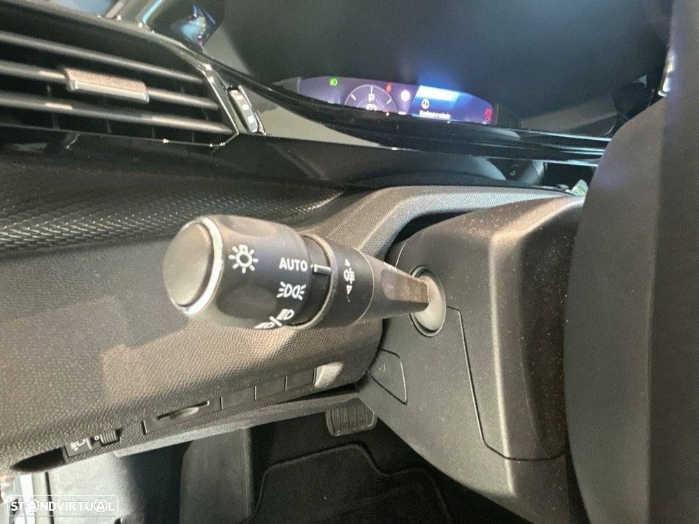 Peugeot 308 1.2 Hybrid Style e-DCS6 - 13