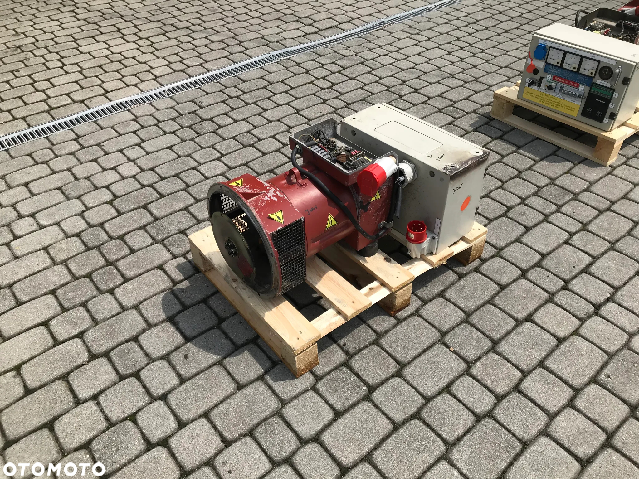 PRĄDNICA GENERATOR MECC ALTE SPA ECO 32-2S/4 9,6 KVA - 5