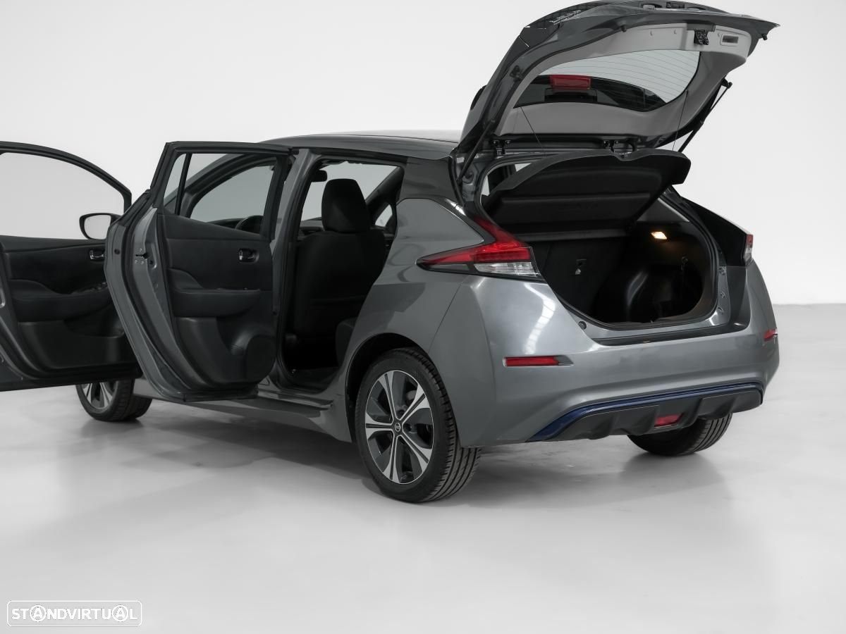 Nissan Leaf - 5