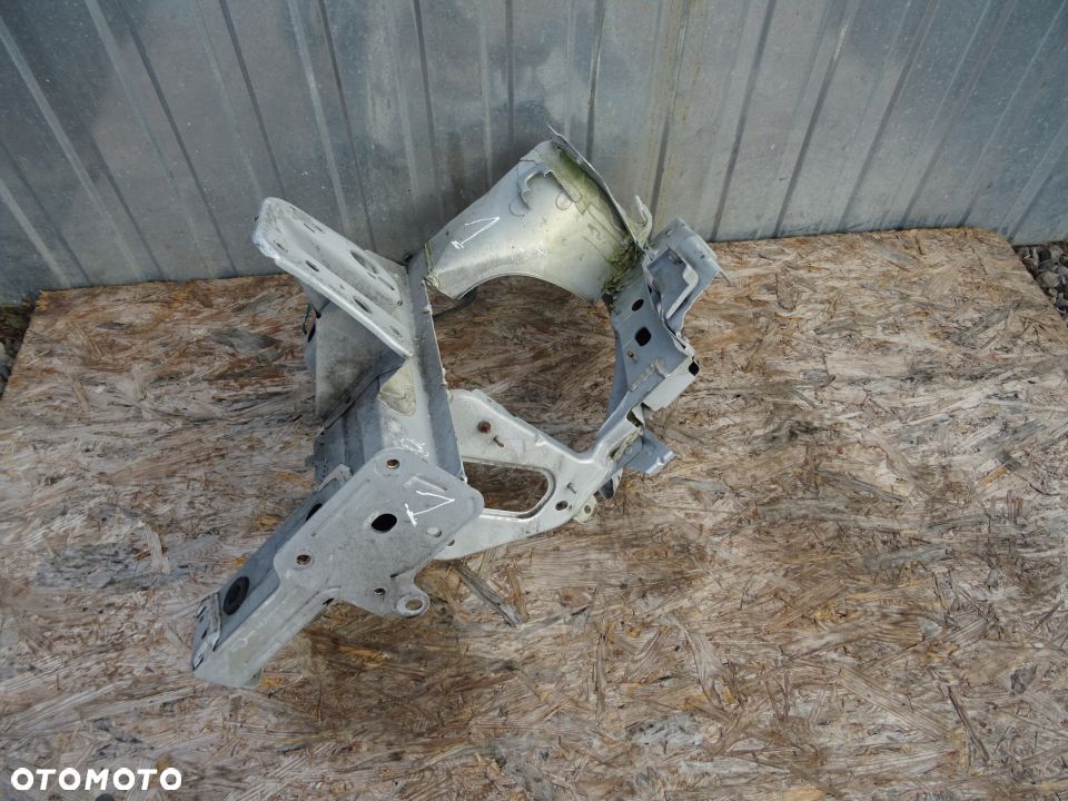 ĆWIARTKA PODŁUZNICA LEWA PRZÓD RENAULT SCENIC II - 1