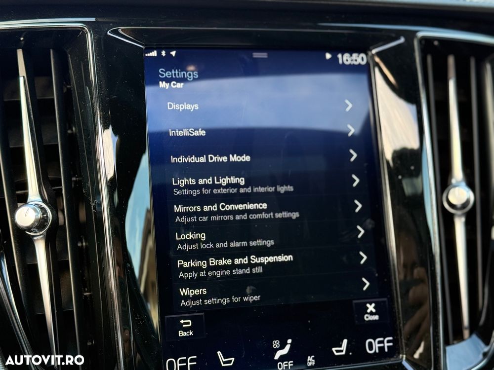 Volvo S60 T5 R-Design - 30