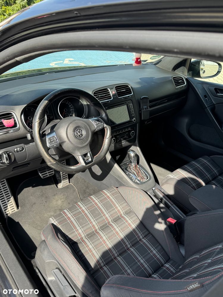Volkswagen Golf 2.0 GTI DSG - 11
