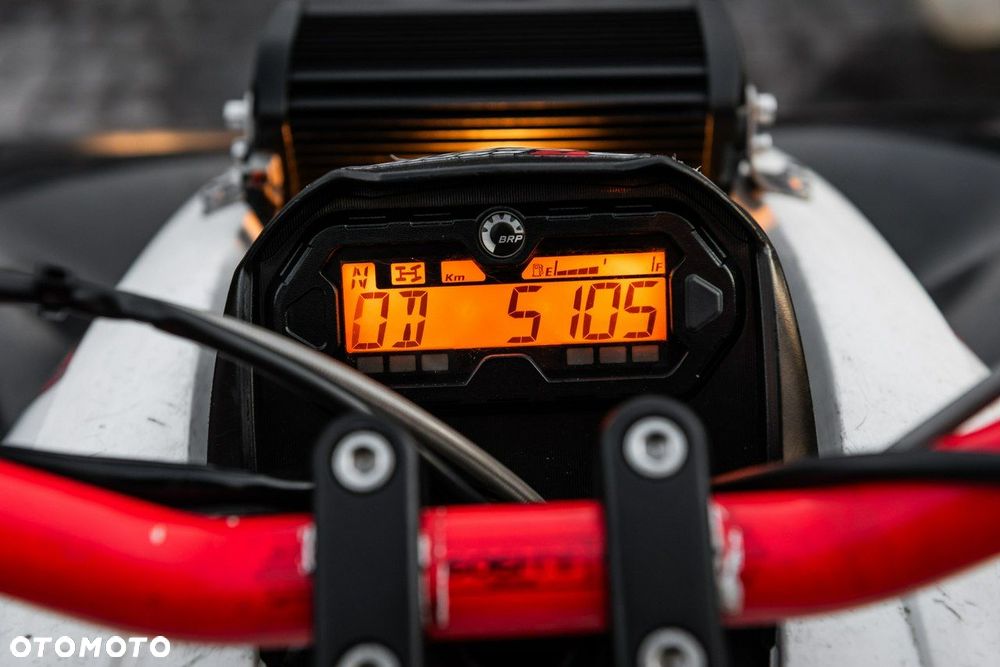 Can-Am Renegade - 11