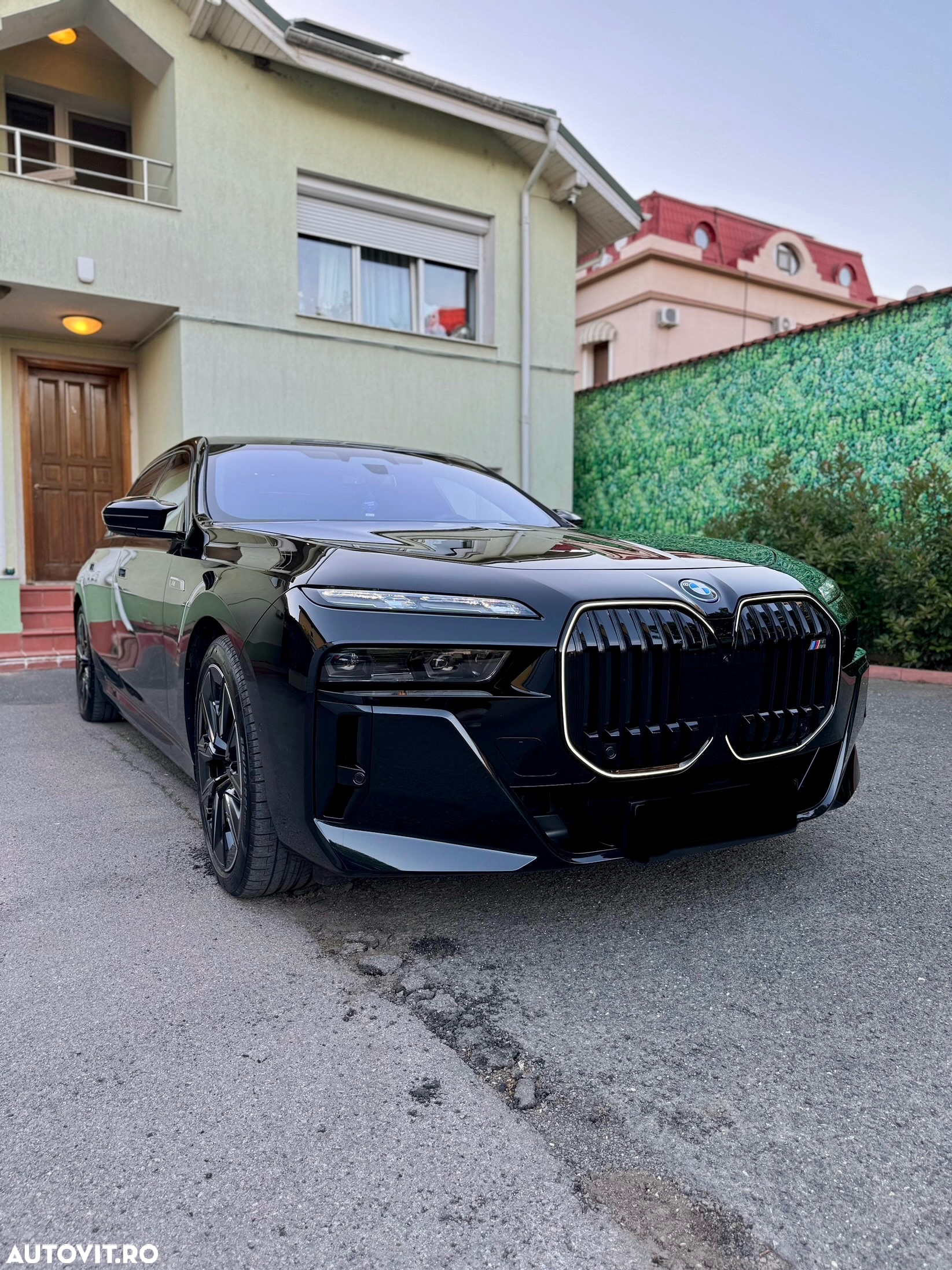 BMW M7 M760e xDrive AT PHEV - 35