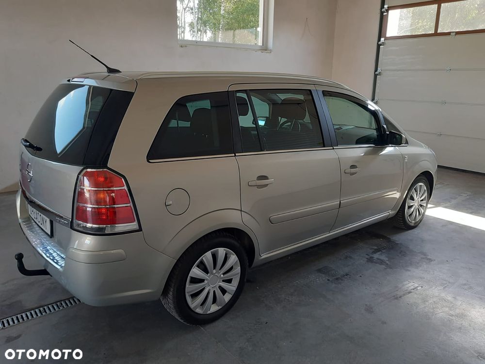 Opel Zafira 1.9 CDTI Edition - 12