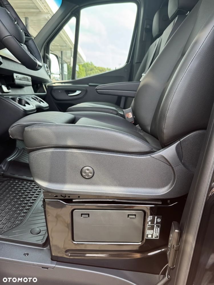 Mercedes-Benz Sprinter Standard SELECT 9G-Tronic 907.253 - 26