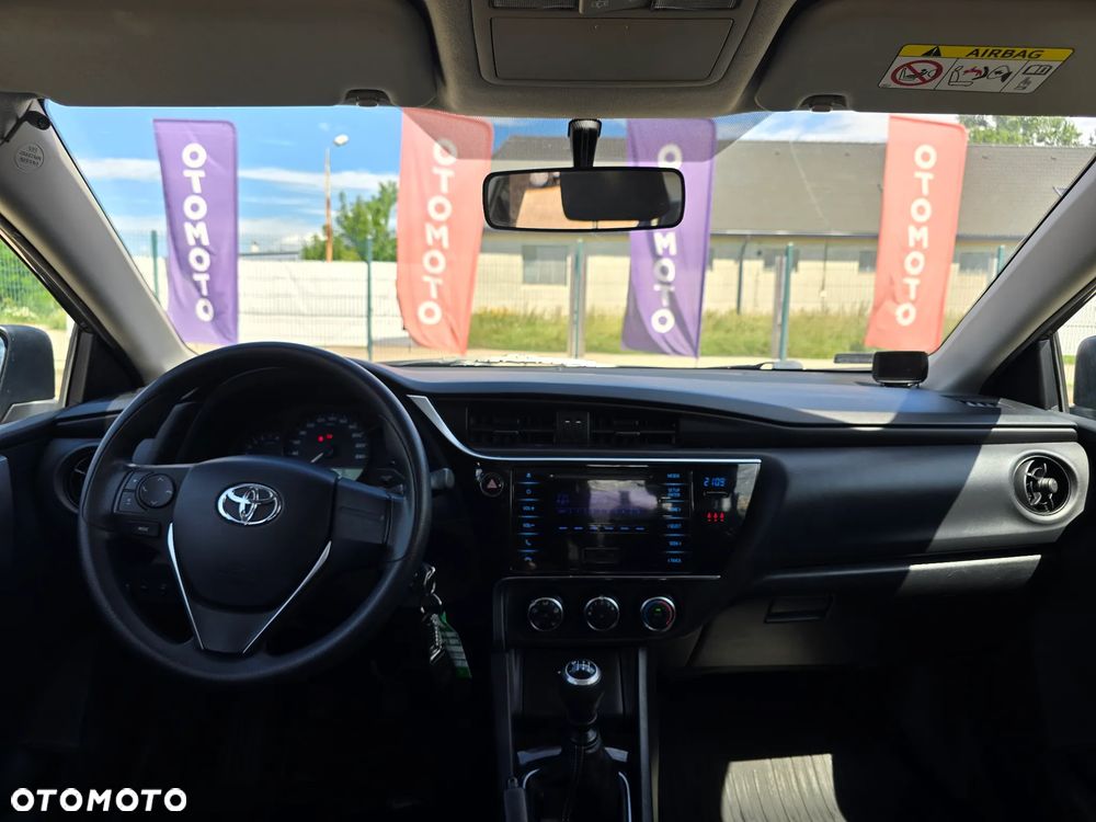 Toyota Corolla 1.6 Active - 26
