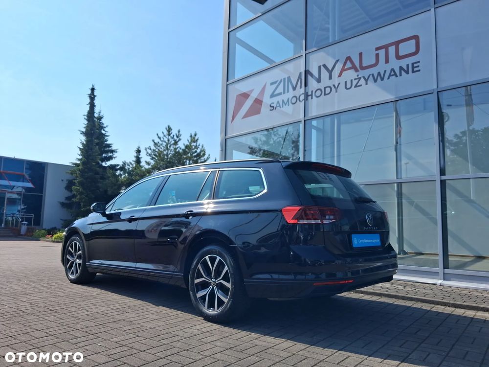 Volkswagen Passat - 34