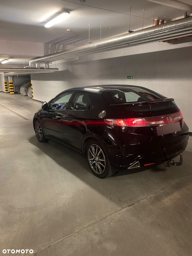Honda Civic 1.8i-VTEC i-SHIFT Executive - 5