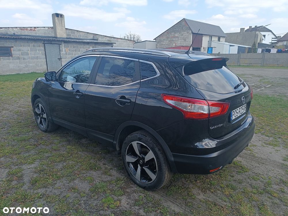 Nissan Qashqai 1.6 DCi Xtronic TEKNA - 5