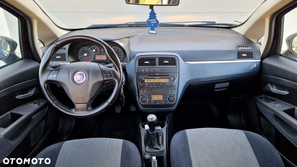Fiat Grande Punto - 8