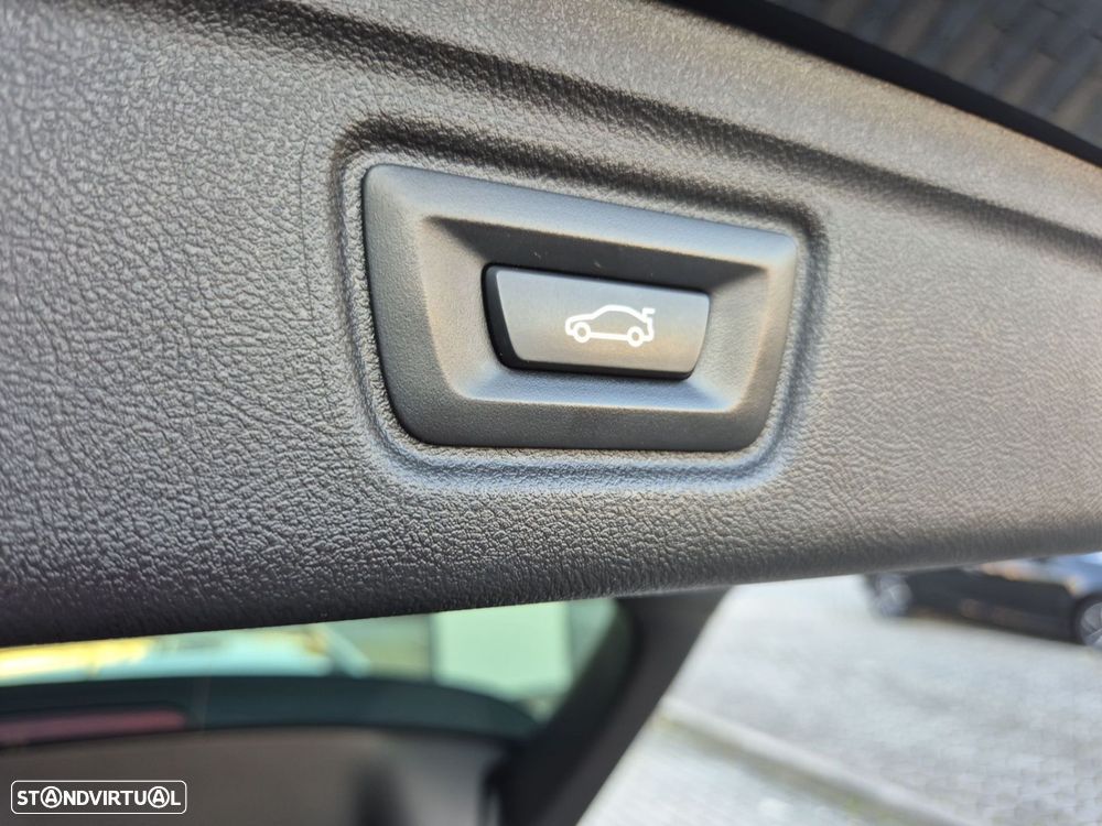 BMW 320 e Auto - 36