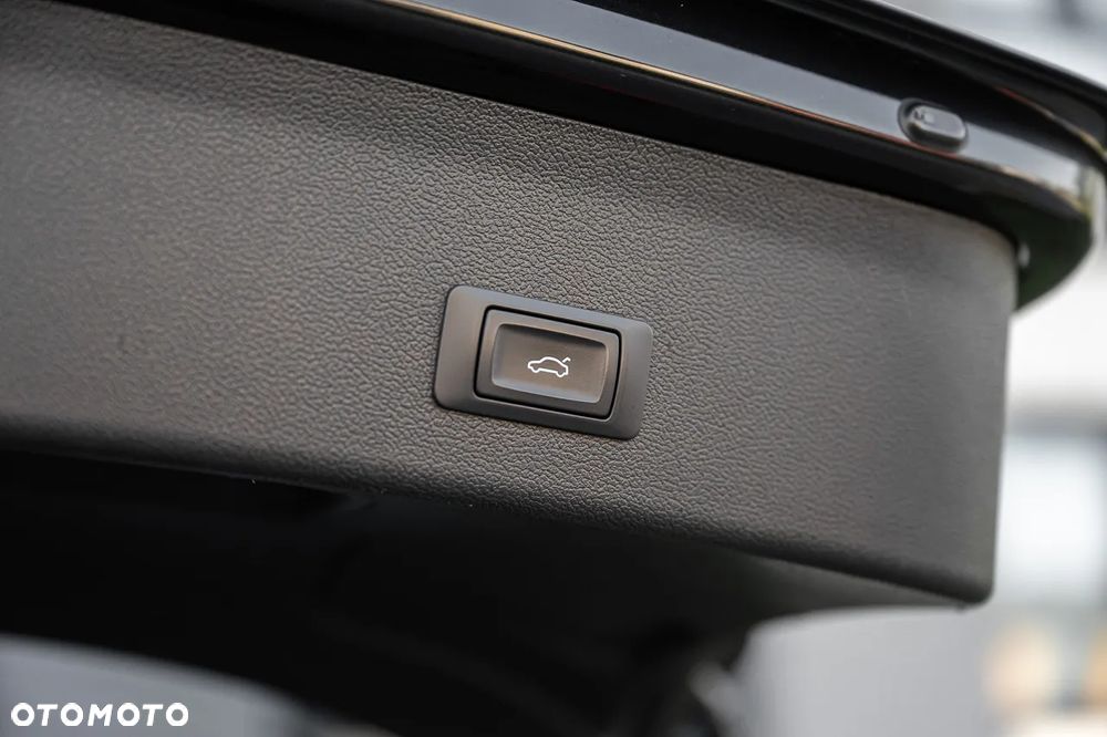 Audi A4 Avant 3.0 TDI DPF quattro S tronic S line Sportpaket - 36