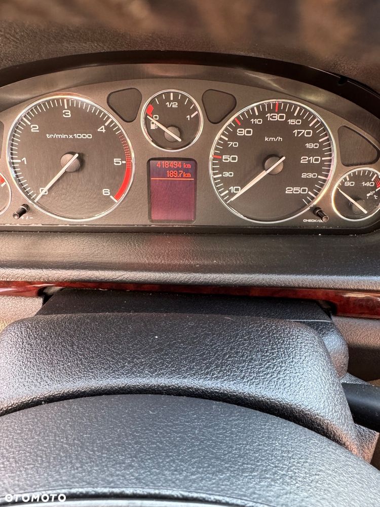 Peugeot 407 2.0 HDI Intense - 7