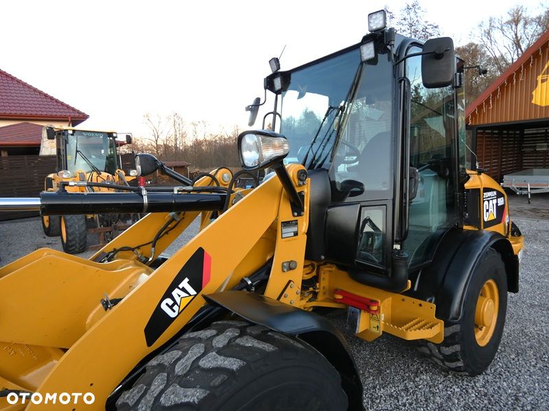 Caterpillar CAT 906H2 Z Niemiec / Ładny Stan / 5.958mtg / kilka sztuk / - 22