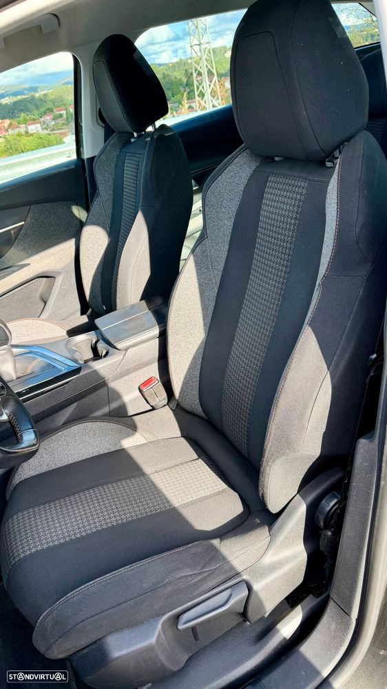 Peugeot 3008 - 11