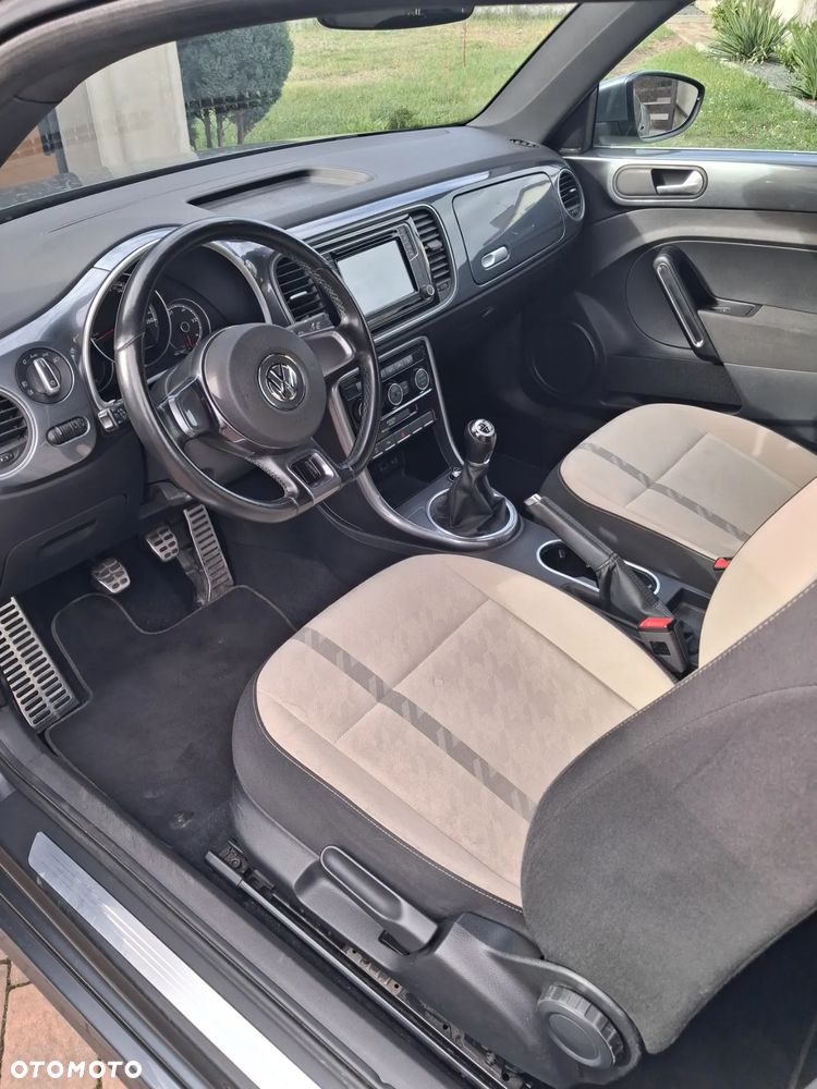 Volkswagen Beetle 1.2 TSI - 12
