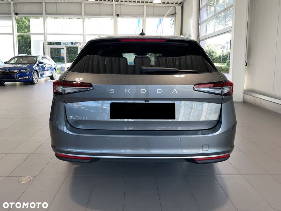 Skoda Superb 2.0 TDI SCR L&K DSG - 5