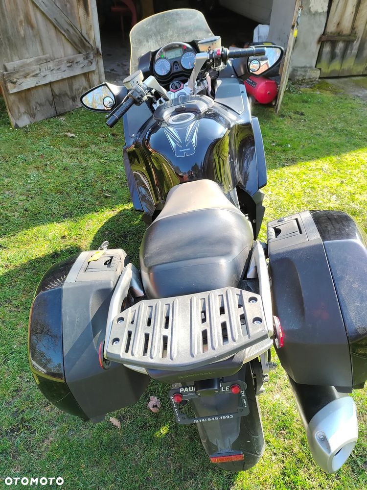 Kawasaki GTR - 4