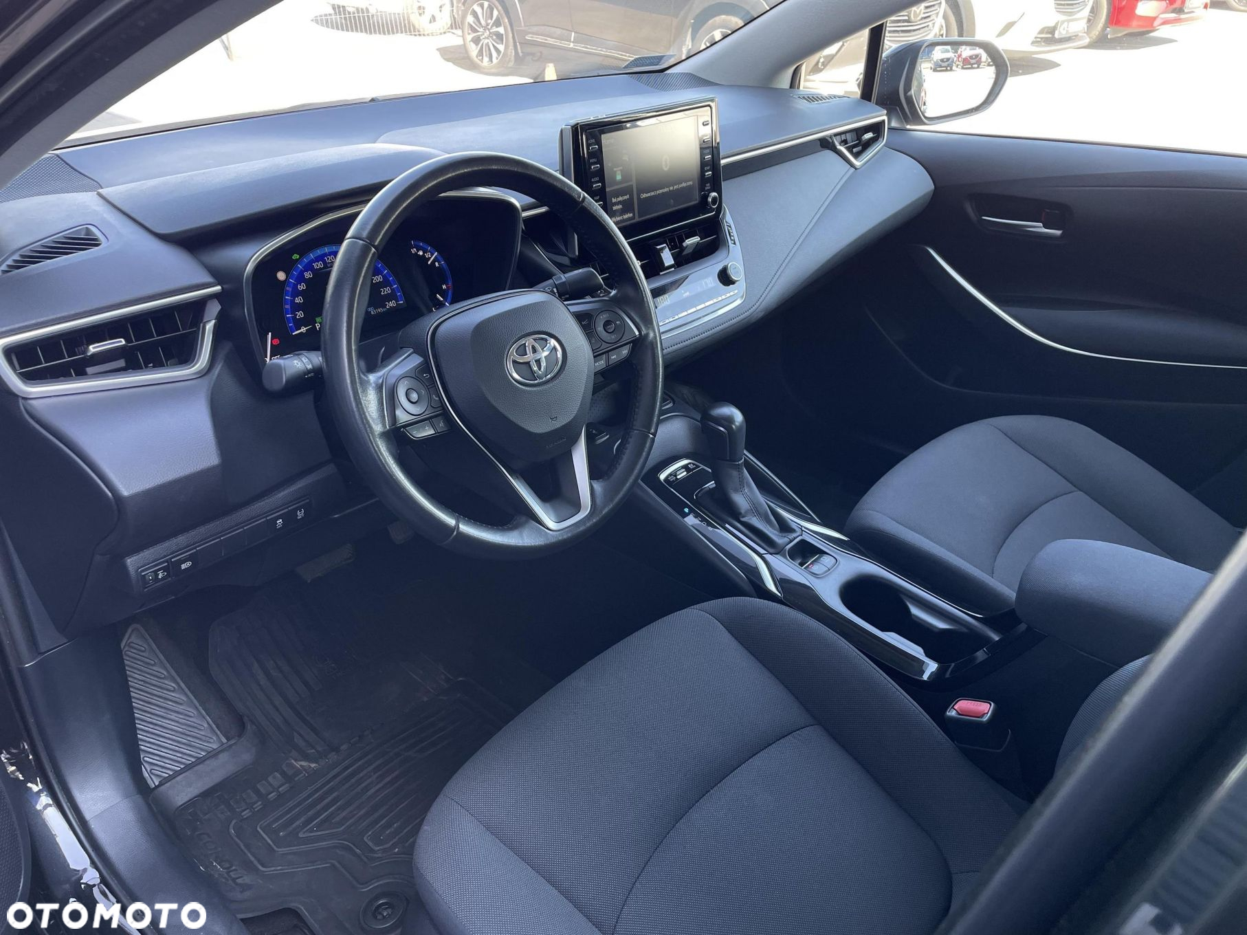 Toyota Corolla - 9