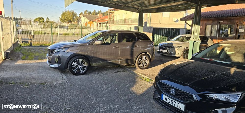 Peugeot 3008 Plug-In Hybrid 225 e-EAT8 Allure Pack - 24