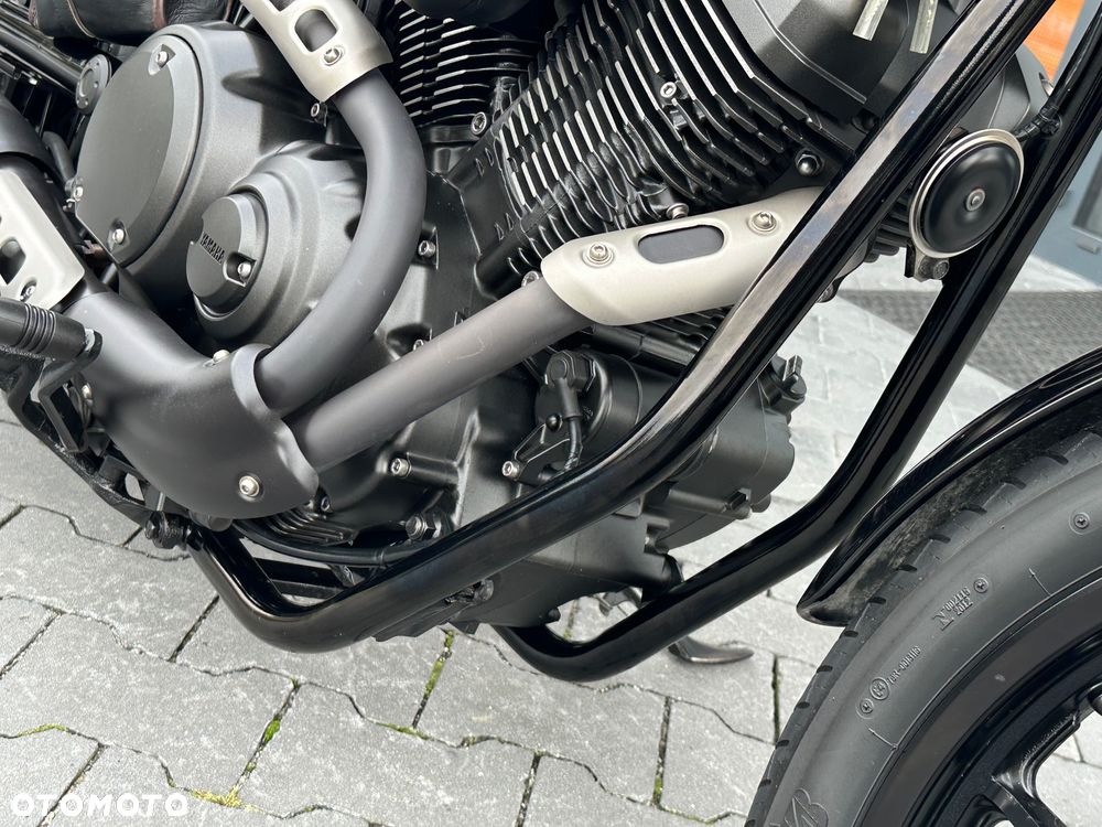 Yamaha XV - 17