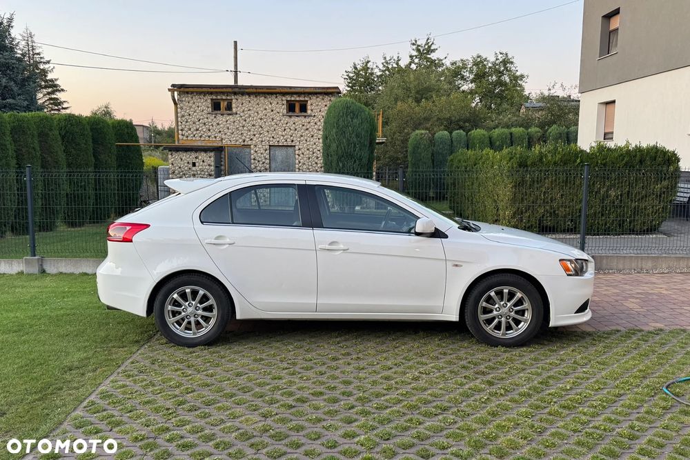 Mitsubishi Lancer 1.6 ClearTec Invite - 4