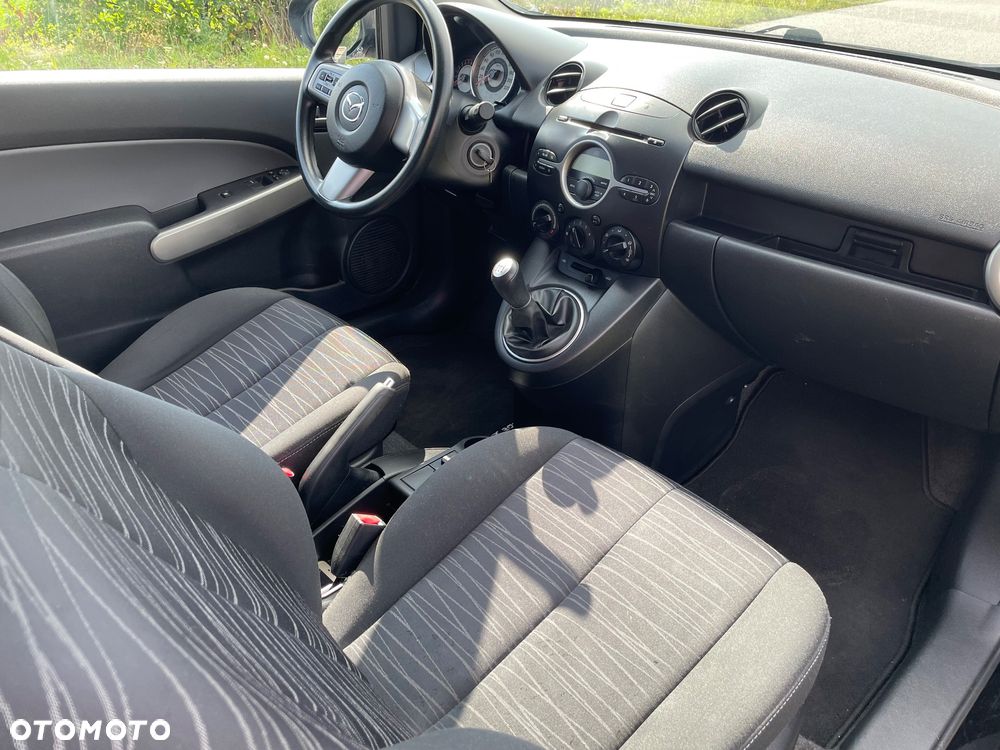 Mazda 2 1.3 Exclusive - 5